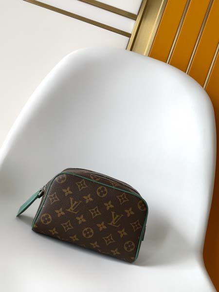 2025年12月10日入荷Louis Vuitton バッグ...