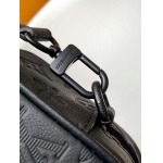 2025年12月10日入荷Louis Vuitton バッグ高品質新作/誕生日プレゼント/ZC工場