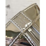 2025年12月10日入荷Louis Vuitton バッグ高品質新作/誕生日プレゼント/ZC工場