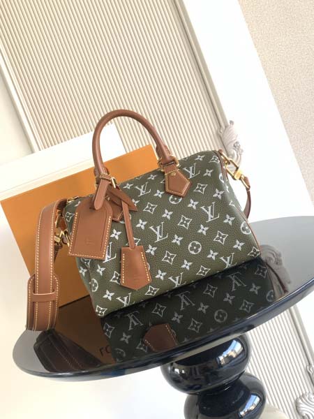 2025年12月10日入荷Louis Vuitton バッグ...
