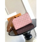 2025年12月10日入荷Louis Vuitton バッグ高品質新作/誕生日プレゼント/ZC工場