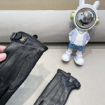 2025年12月10日入荷新品Louis Vuitton手袋ギフト/誕生日/記念品/アクセサリーkaka工場