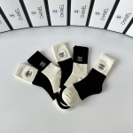 2025年12月10日入荷新品Chanel靴下ギフト/誕生日/記念品/アクセサリーkaka工場