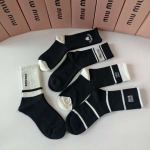 2025年12月10日入荷新品MiuMiu靴下ギフト/誕生日/記念品/アクセサリーkaka工場