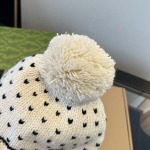 2025年12月10日入荷新品Gucci帽子ギフト/誕生日/記念品/アクセサリーkaka工場