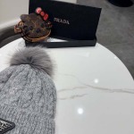 2025年12月10日入荷新品Prada帽子ギフト/誕生日/記念品/アクセサリーkaka工場