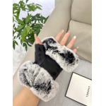 2025年12月10日入荷新品Prada手袋ギフト/誕生日/記念品/アクセサリーkaka工場