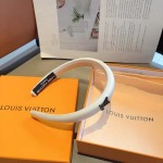 2025年12月10日入荷新品Louis Vuittonカチューシャギフト/誕生日/記念品/アクセサリーkaka工場