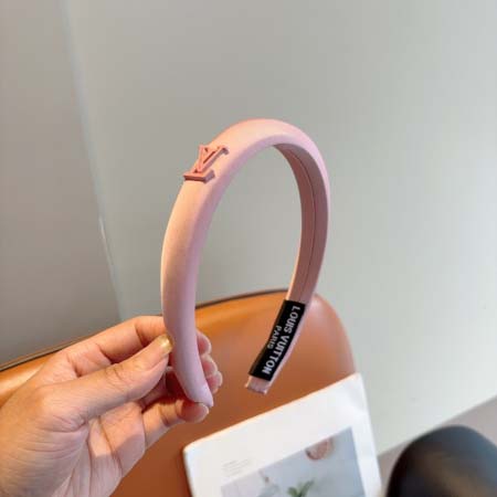 2025年12月10日入荷新品Louis Vuittonカチ...