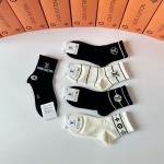 2025年12月10日入荷新品Louis Vuitton靴下ギフト/誕生日/記念品/アクセサリーkaka工場