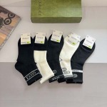 2025年12月10日入荷新品GUCCI靴下ギフト/誕生日/記念品/アクセサリーkaka工場