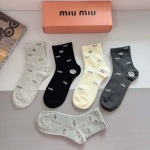 2025年12月10日入荷新品miumiu靴下ギフト/誕生日/記念品/アクセサリーkaka工場