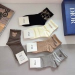 2025年12月10日入荷新品Dior靴下ギフト/誕生日/記念品/アクセサリーkaka工場