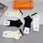 2025年12月10日入荷新品Louis Vuitton靴下ギフト/誕生日/記念品/アクセサリーkaka工場
