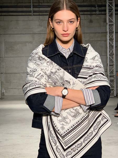 2025年12月10日入荷新品HERMESマフラーギフト/誕...