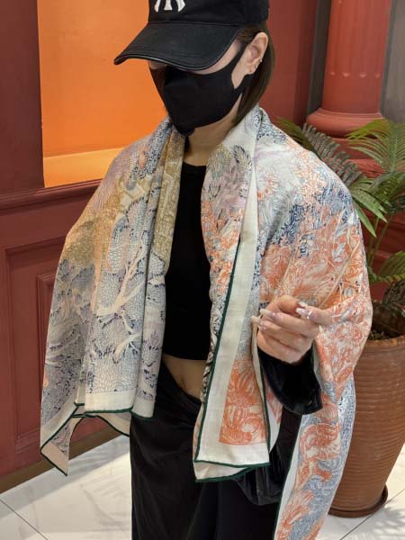 2025年12月10日入荷新品HERMESマフラーギフト/誕...