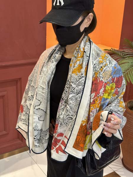 2025年12月10日入荷新品HERMESマフラーギフト/誕...