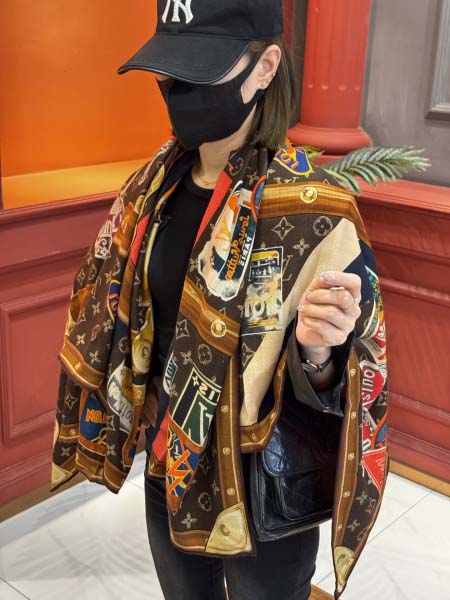 2025年12月10日入荷新品Louis Vuittonマフ...