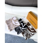 2025年12月10日入荷新品Louis Vuittonマフラーギフト/誕生日/記念品/アクセサリーkaka工場