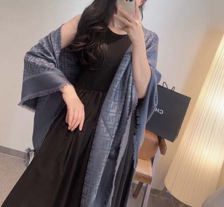 2025年12月10日入荷新品Fendiマフラーギフト/誕生...