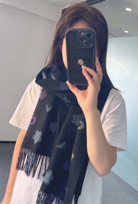 2025年12月10日入荷新品COACHマフラーギフト/誕生...