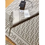 2025年12月10日入荷新品FENDIマフラーギフト/誕生日/記念品/アクセサリーkaka工場