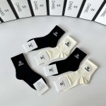 2025年12月10日入荷新品Chanel靴下ギフト/誕生日/記念品/アクセサリーkaka工場