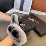 2025年12月10日入荷新品Prada手袋ギフト/誕生日/記念品/アクセサリーkaka工場