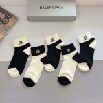 2025年12月10日入荷新品BALENCIAGA靴下ギフト/誕生日/記念品/アクセサリーkaka工場