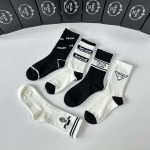 2025年12月10日入荷新品Prada靴下ギフト/誕生日/記念品/アクセサリーkaka工場