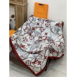 2025年12月11日入荷新品Louis Vuittonマフラーギフト/誕生日/記念品/アクセサリーkaka工場