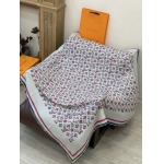 2025年12月11日入荷新品Louis Vuittonマフラーギフト/誕生日/記念品/アクセサリーkaka工場