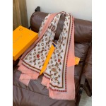 2025年12月11日入荷新品Louis Vuittonマフラーギフト/誕生日/記念品/アクセサリーkaka工場