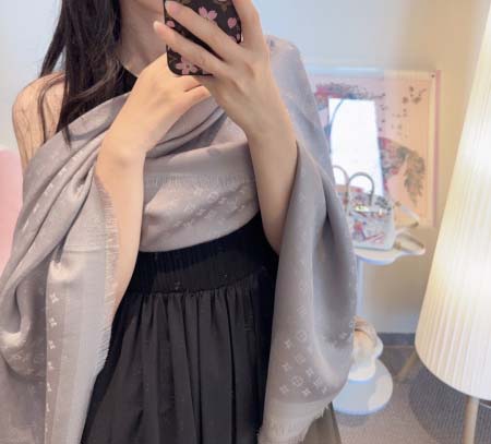 2025年12月11日入荷新品Louis Vuittonマフ...