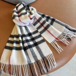 2025年12月11日入荷新品Burberryマフラーギフト/誕生日/記念品/アクセサリーkaka工場
