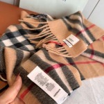 2025年12月11日入荷新品Burberryマフラーギフト/誕生日/記念品/アクセサリーkaka工場