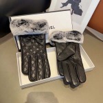 2025年12月11日入荷新品Chanel手袋ギフト/誕生日/記念品/アクセサリーkaka工場