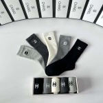 2025年12月11日入荷新品Chanel靴下ギフト/誕生日/記念品/アクセサリーkaka工場