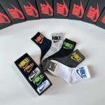 2025年12月11日入荷新品NIKE靴下ギフト/誕生日/記念品/アクセサリーkaka工場
