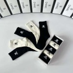 2025年12月11日入荷新品Chanel靴下ギフト/誕生日/記念品/アクセサリーkaka工場