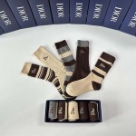 2025年12月11日入荷新品Dior靴下ギフト/誕生日/記念品/アクセサリーkaka工場