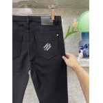 2025年12月12日入荷新作Louis Vuittonジーパン秋冬高品質/人気/限定版/Knt工場