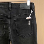 2025年12月12日入荷新作Fendi ジーパン秋冬高品質/人気/限定版/Knt工場