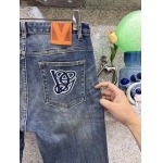 2025年12月12日入荷新作VALENTINOジーパン秋冬高品質/人気/限定版/Knt工場