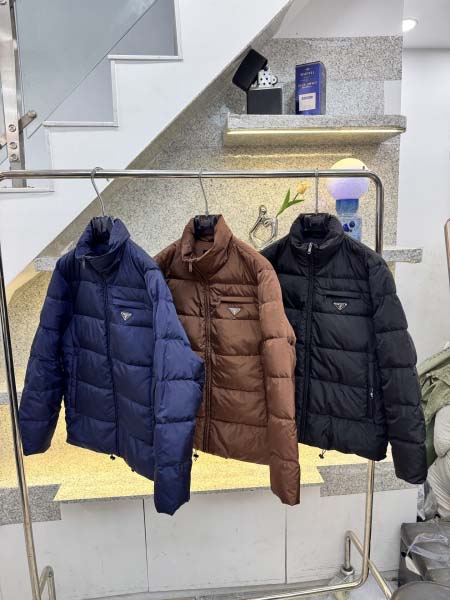 2025年12月14日入荷新作Pradaダウンジャケット秋冬...