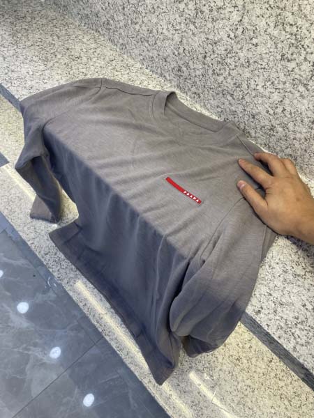 2025年12月14日入荷新作Prada長袖秋冬高品質/人気...