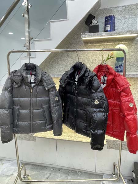 2025年12月14日入荷新作Monclerダウンジャケット...