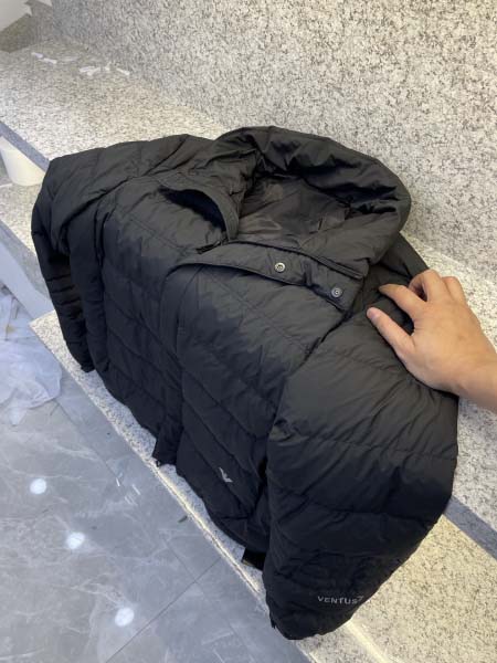 2025年12月14日入荷新作ARMANIダウンジャケット秋...