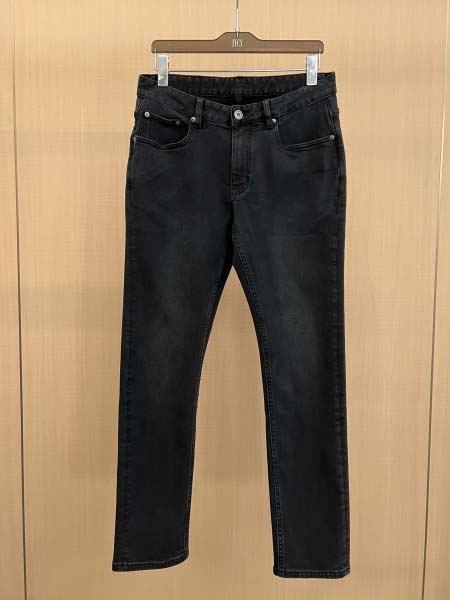 2025年12月14日入荷新作Ferragamoジーパン秋冬...