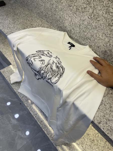 2025年12月15日入荷新作Versaceパーカー秋冬高品...